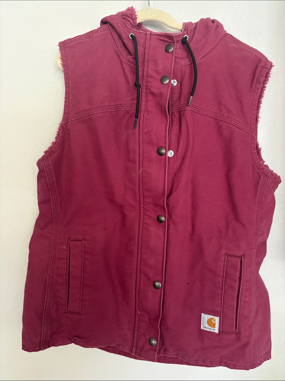 Vintage Carhartt Women's Burgundy Hooded Lined Vest Jacket